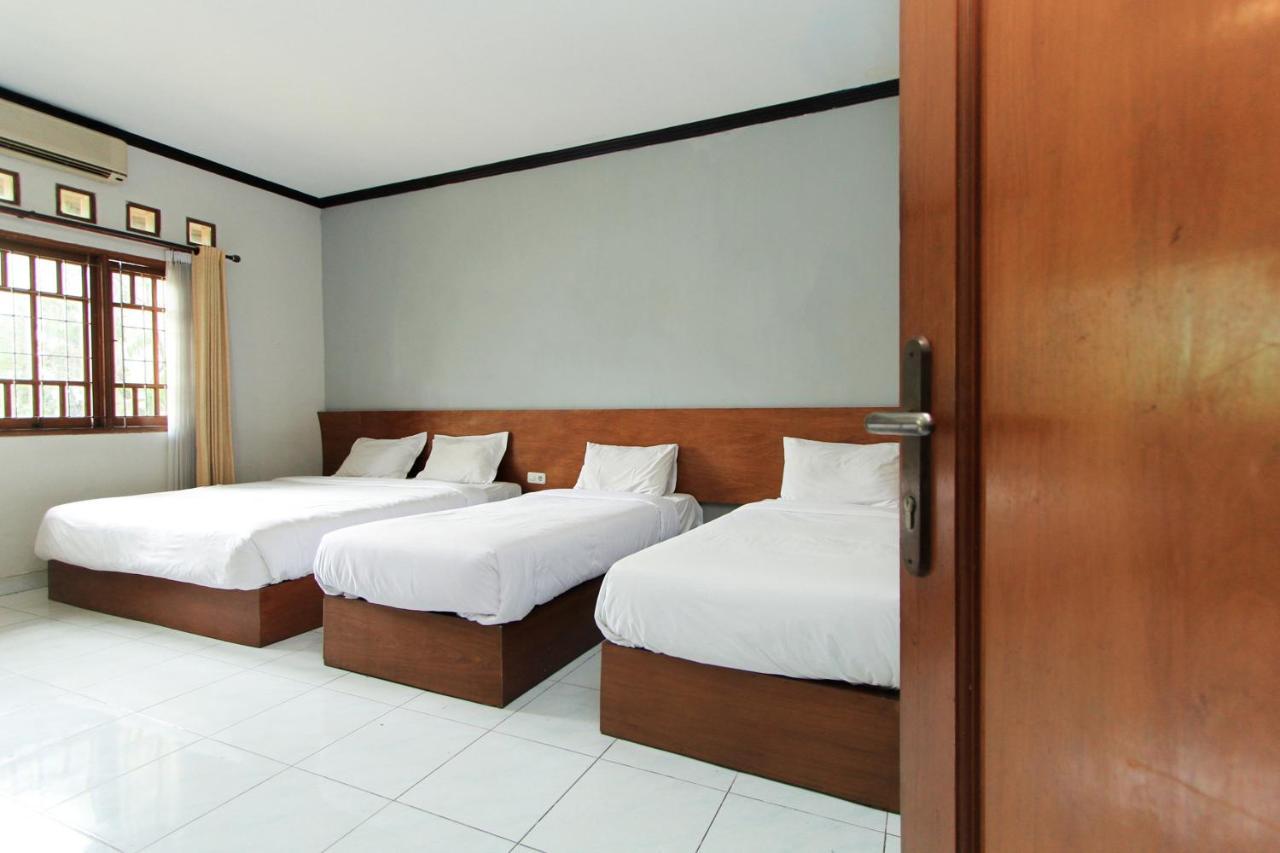Santo Guest House Tropodo Brebek Dış mekan fotoğraf