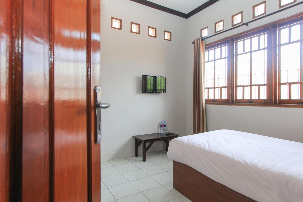 Santo Guest House Tropodo Brebek Dış mekan fotoğraf
