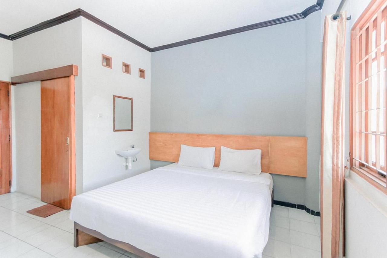 Santo Guest House Tropodo Brebek Dış mekan fotoğraf