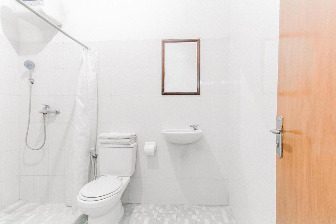 Santo Guest House Tropodo Brebek Dış mekan fotoğraf