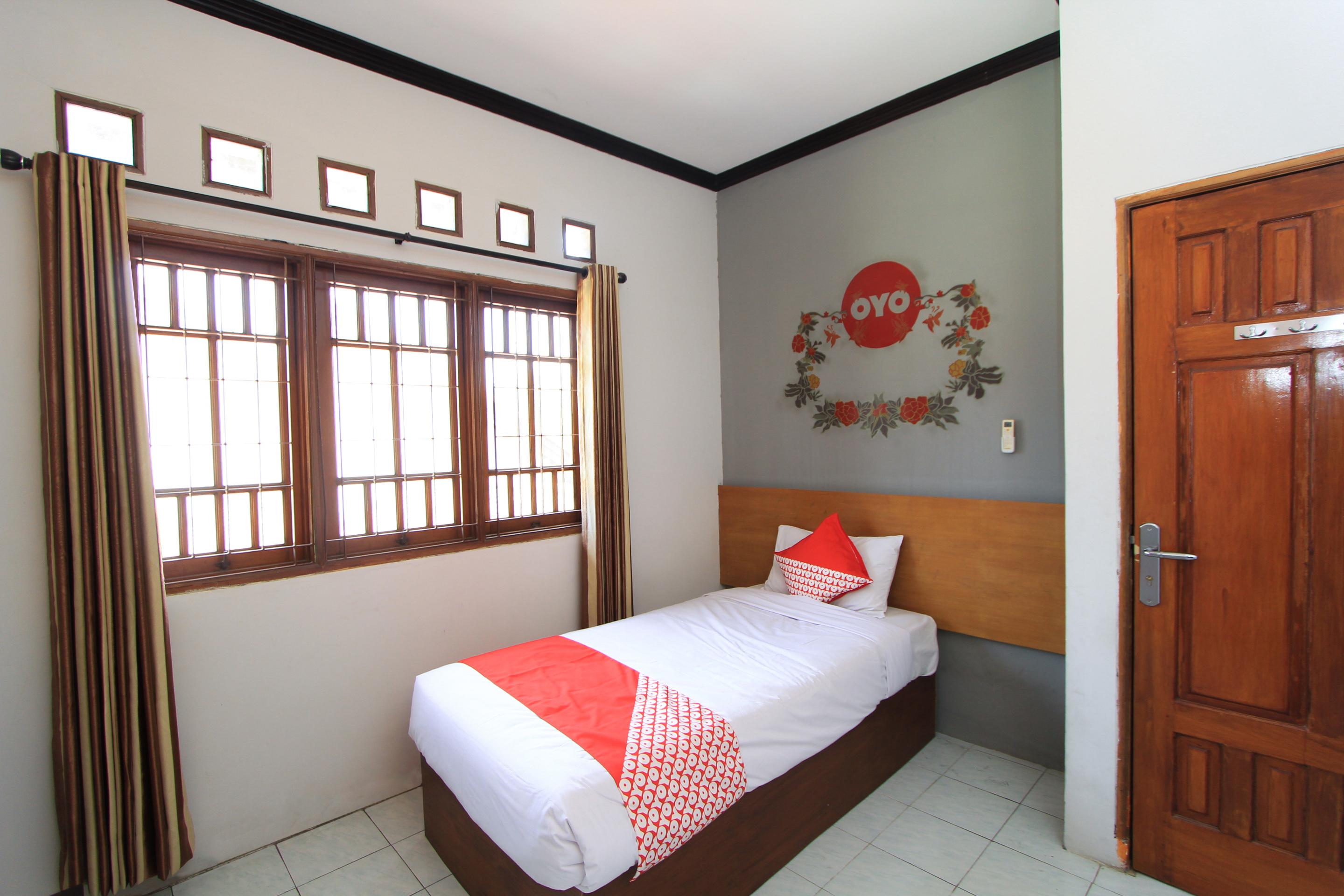 Santo Guest House Tropodo Brebek Dış mekan fotoğraf