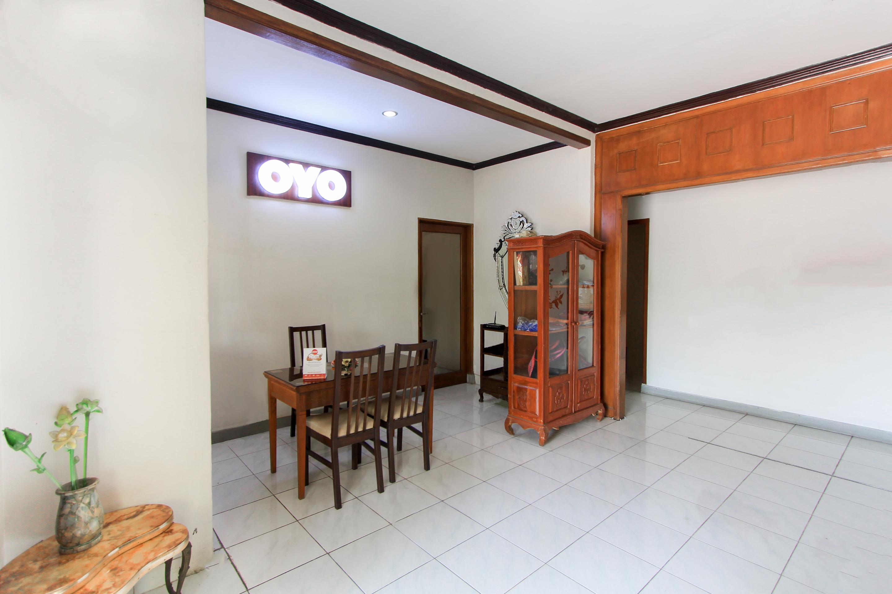Santo Guest House Tropodo Brebek Dış mekan fotoğraf