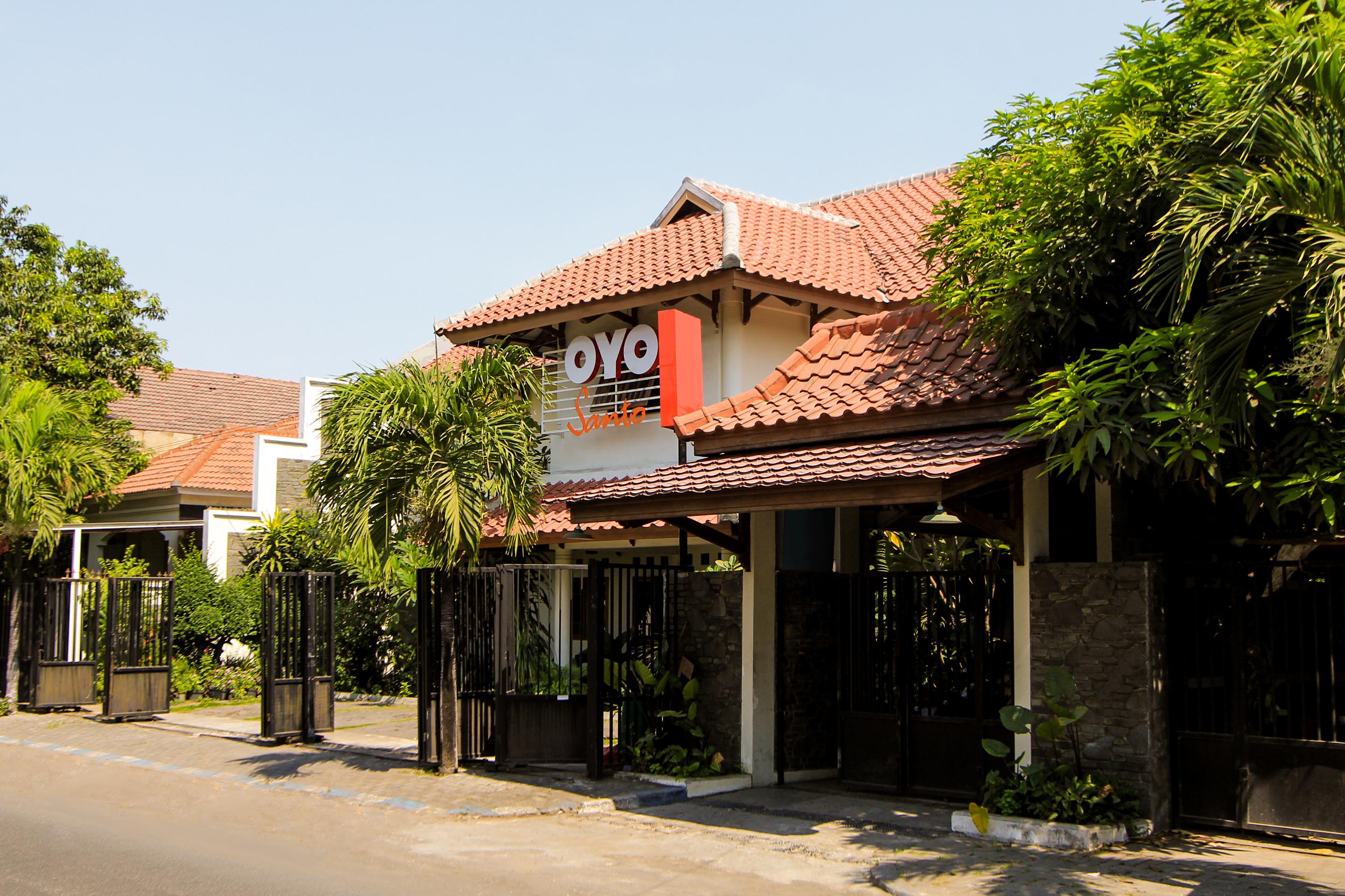 Santo Guest House Tropodo Brebek Dış mekan fotoğraf