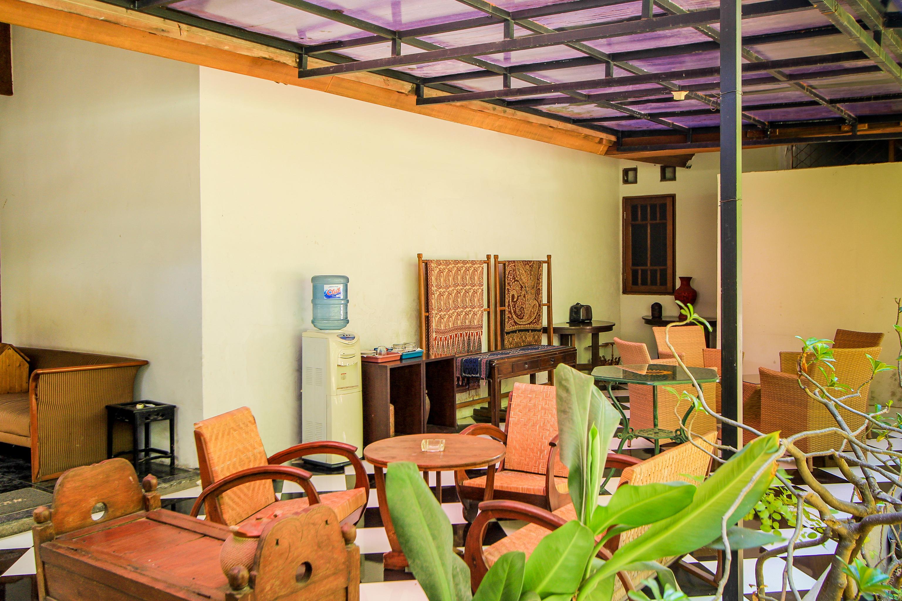 Santo Guest House Tropodo Brebek Dış mekan fotoğraf