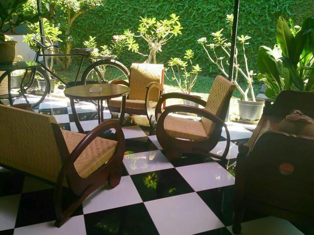 Santo Guest House Tropodo Brebek Dış mekan fotoğraf