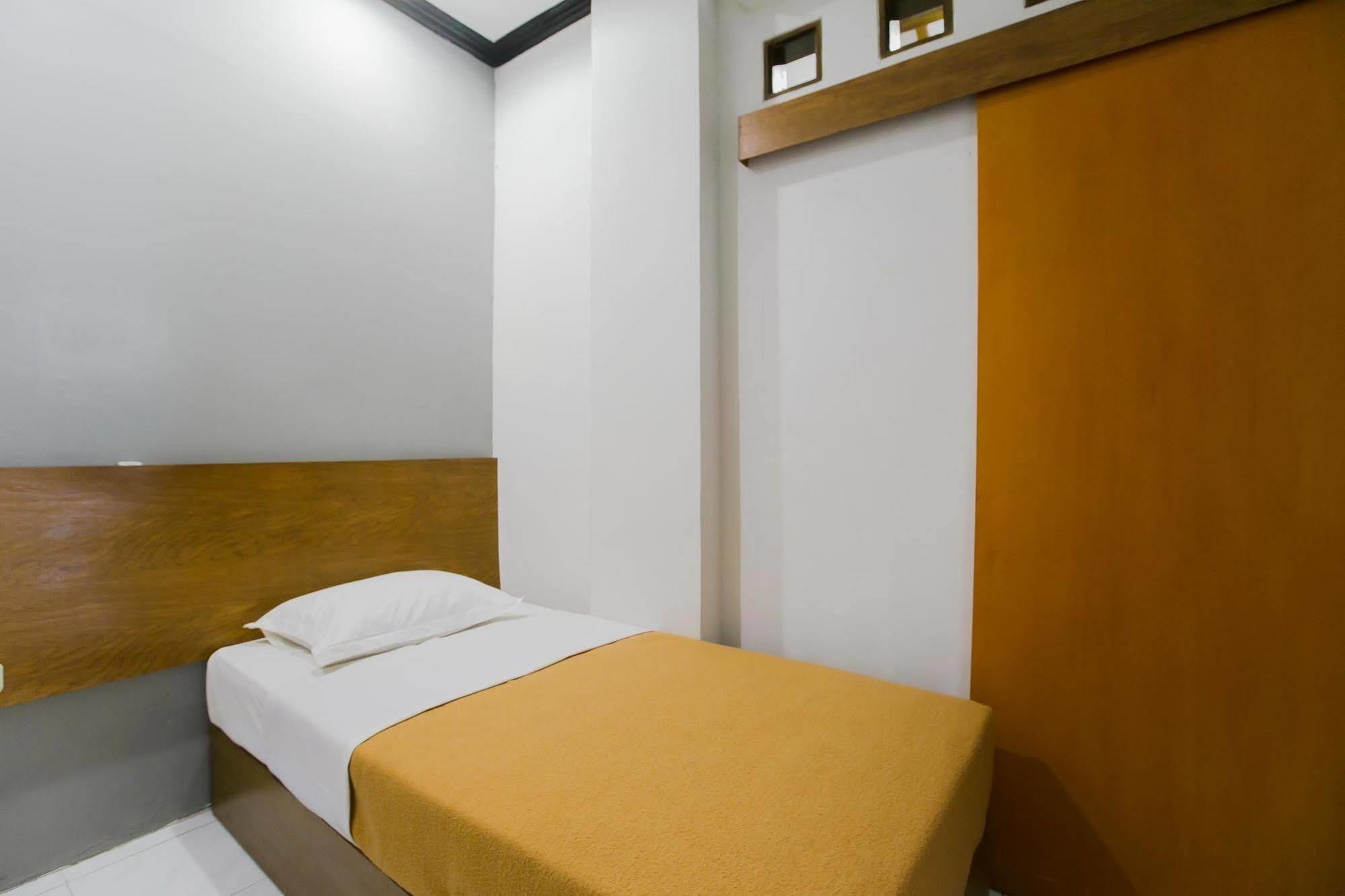 Santo Guest House Tropodo Brebek Dış mekan fotoğraf